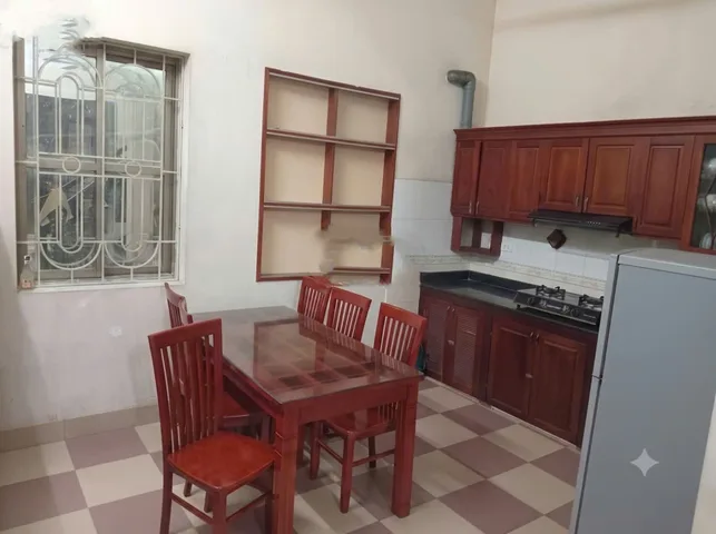Cho thuê nhà ngõ 382 Hồ Tùng Mậu, Từ Liêm 45m x 4T (4 ngủ) giá 14 triệu