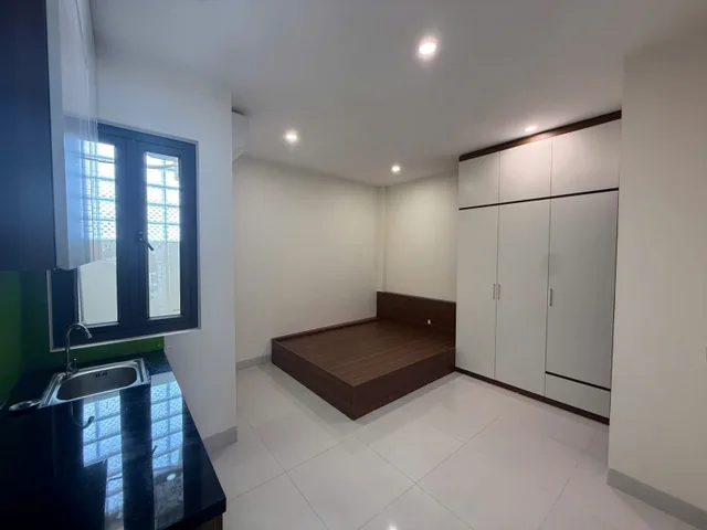 BÁN NHÀ DÒNG TIỀN KHỦNG  – 8 TẦNG THANG MÁY –  SÁT KĐT ĐẠI KIM – CẠNH ĐH THĂNG LONG