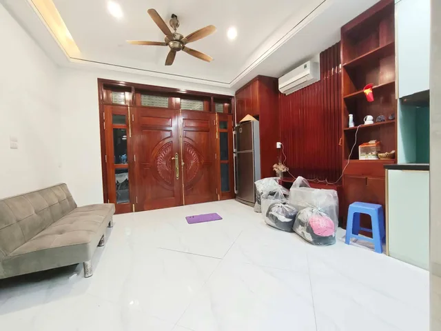 CHO THUÊ NHÀ 7.2HA VĨNH PHÚC, BA ĐÌNH, NHÀ MỚI, THANG MÁY, GẦN Ô TÔ