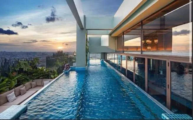 Cho thuê Penthouse Tropic Garden 800m2 với sân vườn và hồ bơi riêng panorama view