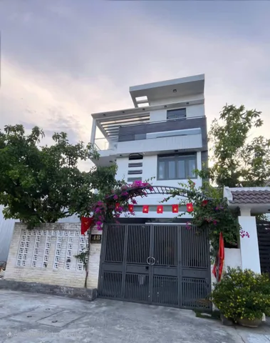 Cơ Hội Đầu Tư! Biệt Thự Đường Trương Minh Giảng 150m², Cạnh Trường Quốc Tế Singapore, Khách Nước Ngoài Thuê 30Tr/Tháng