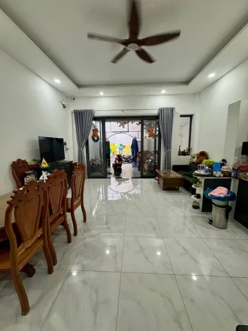 Bán Nhà riêng 132m2 có sẵn 132 m2 thổ cư giá 9.39 tỷ tại Đường Đông Hưng Thuận 41 Phường Tân Hưng Thuận Quận 12 TP. Hồ Chí Minh