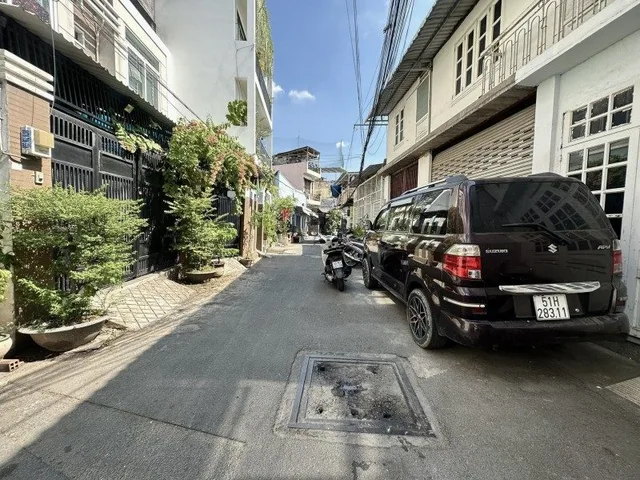 Hiếm có nhà HXH Nguyễn Hữu Cảnh, P.22, Bình Thạnh, 8.6x13m, 4 tầng, chỉ 15.9 tỷ