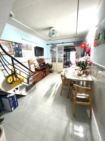 3,85 TỶ CÓ NHÀ RIÊNG HIỆP BÌNH CHÁNH 36M2– SÁT CHỢ HIỆP BÌNH, 2 PHÒNG NGỦ