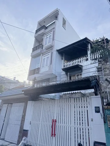 Đường lớn nhà HXH Bùi Đình Túy, P.24, Bình Thạnh, 5x18.5m, 4 tầng, chỉ 18.8 tỷ