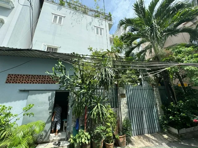 Hàng HIẾM nhà HXH Lê Quang Định, P.11, Bình Thạnh, 11.5x5.7m, 3 tầng, chỉ 11 tỷ