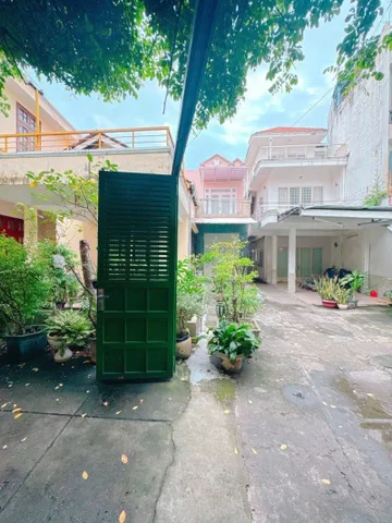 Nhà chỉ 79tr/m2 Nguyễn Trung Trực, P.5, Bình Thạnh, 17x33m, 2 tầng, chỉ 35.6 tỷ