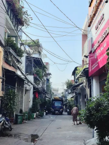 Bán Nhà 2 tầng, HXH, 40m2 thổ cư giá 4.1 tỷ tại Đường Lô Tư Phường Bình Hưng Hoà A Quận Bình Tân TP. Hồ Chí Minh