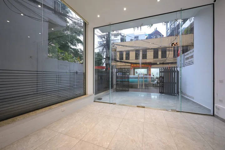 🏚️Cho thuê nhà 4 tầng 100m2 mặt phố Tây Hồ, phường Tây Hồ quận Tây Hồ, i