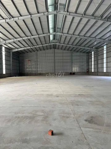 Xưởng Dĩ An 1400m/80tr Đường Container