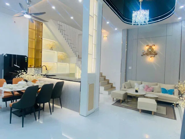 Nhà mới - đẹp - 2 phòng ngủ - 3 phòng vệ sinh - công nhận trên sổ 59,7m2 nở bụng ra 6,7m - đường Huỳnh Tấn Phát  - Nhà Bè - tp.HCM - liên hệ 0919089456