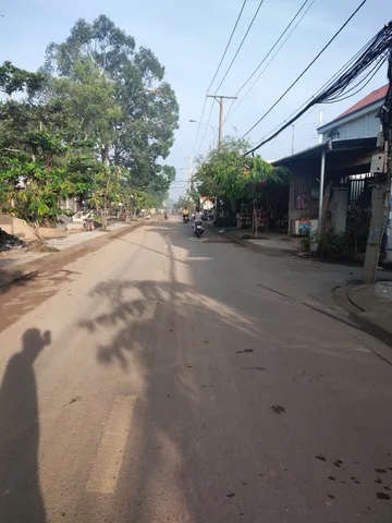 Bán nhà mặt tiền Huỳnh Thị Mài ,Tân Hiệp , DT 201 m2  .Giá chỉ  5.5 tỷ (TL).