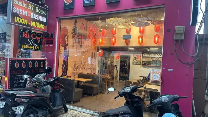 📍 Vị trí cực đẹp, mặt tiền đường Tân Quý, ngay ngã 3 Gò Dầu, sát vách UBND phường Tân Sơn Nhì.