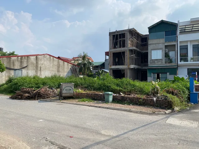 Bán đất đấu giá - Cổ Giang- Thuận An- 72m mt 5m - 2 mặt đường - vỉa hè ô tô- Chỉ 6,2 tỷ