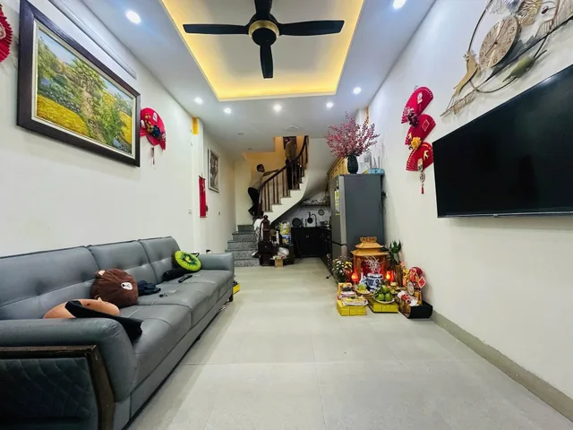 Bán nhà Trần Phú 30m hơn 7 tỷ - 10m ra ô tô - ngõ thông tứ phía - kinh doanh đỉnh