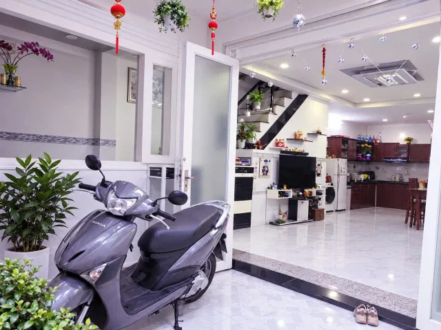 🏠NGAY HOÀNG HOA THÁM -BÌNH THẠNH,GẦN CHỢ CÂY QUÉO -DT 4.2M x 11M 2 TẦNG HOÀN CÔNG ĐỦ- NHỈNH 5.xTỶ (TL) THÔNG TỨ TUNG