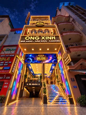 Bán tòa nhà Karaoke - hầm rượu hầm + 8 tầng - 6 x 30 x 2 mặt tiền - giấy phép đầy đủ - bán đi mỹ