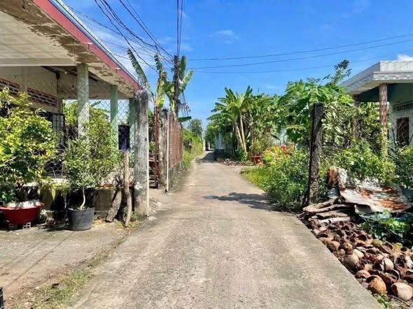 Bán Đất 179.5m2 có sẵn 179.5 m2 thổ cư giá 3.7 tỷ tại hẻm Đường Châu Thị Kim Xã An Vĩnh Ngãi Thành phố Tân An Long An