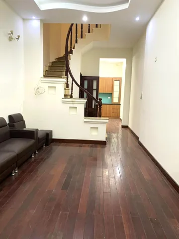 Cho thuê nhà Ngõ 107 ĐÀO TẤN, Ba Đình. 15 triệu/tháng. Ưu tiên: Hộ Gia Đình.