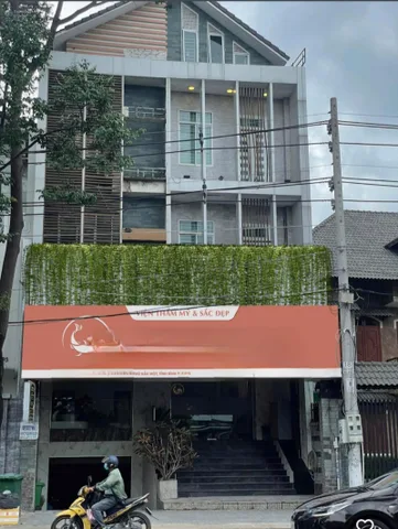Cho thuê nhà diện tích 8x18m, 3 lầu mặt tiền 30/4, ngay vòng xoay Gò Đậu