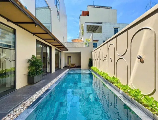 CHO THUÊ VILLA HỒ BƠI MỚI ĐẸP – SÁT VƯƠNG THỪA VŨ