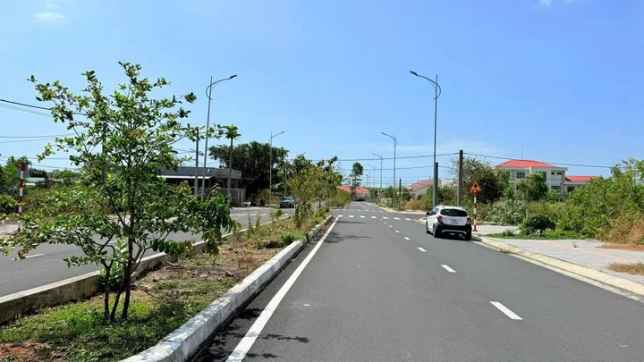CẮT LỖ LÔ GÓC ĐỆP GÂNF 200M2 TẠI TĐC KIM LIÊN, CÁCH BIỂN CHỈ 1,5KM NGAY ĐƯỜNG VEN BIỂN
