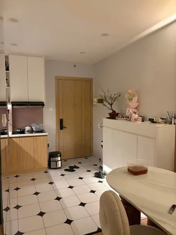Cần cho thuê Căn hộ Orchard Park View, nhà đẹp, DT: 39m2. Giá thuê: 9 triệu/tháng. LH: 0938771300