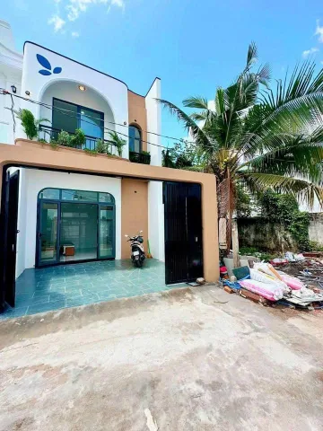 Bán nhà giá RẺ Long An giáp Bình Chánh