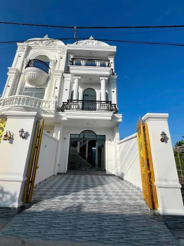 Bán Nhà riêng 100m2 có sẵn 100 m2 thổ cư giá 3.05 tỷ tại Phường 9 Thành phố Mỹ Tho Tiền Giang