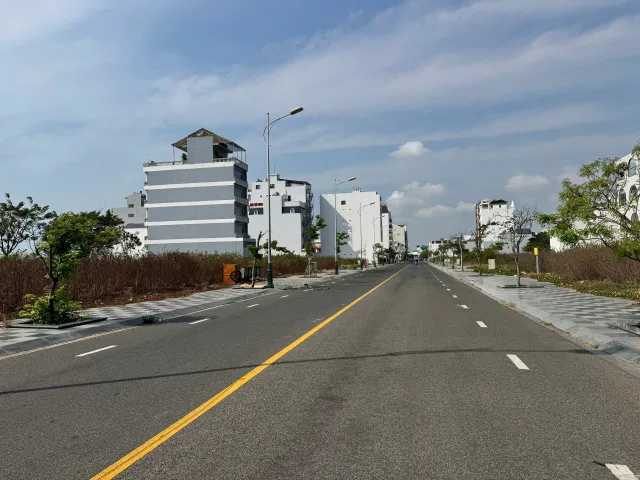 Bán 140m E3 cạnh biển Ocean Dunes Phan Thiết