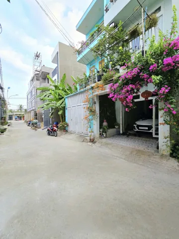 BÁN ĐẤT TẶNG NHÀ C4 - VÕ VĂN HÁT P.LONG TRƯỜNG - Q9.