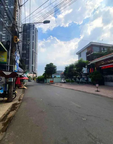MẶT TIỀN NGUYỄN BỈNH KHIÊM P.ĐÔNG HÒA - NGAY CHỢ, 359M2 NGANG 17M, SÂN VƯỜN - 25 TỶ