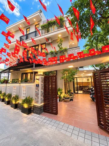 Bán Homestay 3 Tầng kinh doanh Kiệt chính đường Lê Quý Đôn gần TT Ngã 06 Vincom Tp Huế