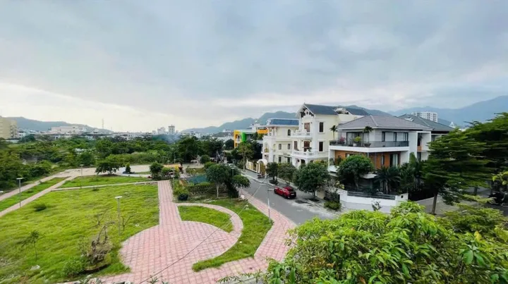 Bán Nhà riêng 240m2 có sẵn 240 m2 thổ cư giá 20.5 tỷ tại Phước Long A Phường Phước Long Thành phố Nha Trang Khánh Hòa