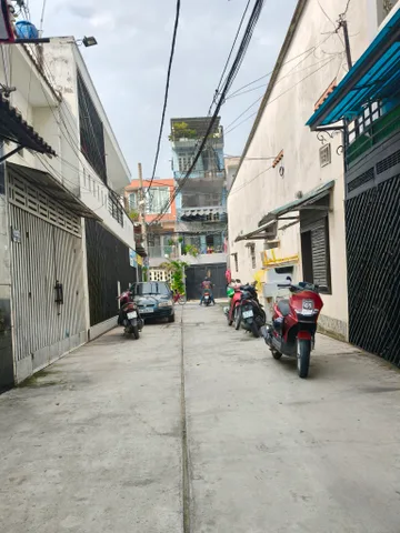 💥BÌNH TÂN 3 TẦNG💥NHỈNH 3 TỶ💰DT 4❌14 - HẺM Ô TÔ THÔNG - ĐƯỜNG SỐ 9 - 26/3 - SÁT AEON TÂN PHÚ...👍

✅LH : E THÚY KẾT NỐI CHÍNH CHỦ
