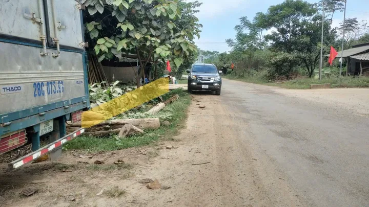 Bán Đất 305m2 có sẵn 250 m2 thổ cư giá 1.2 tỷ tại Xã Cao Sơn Huyện Đà Bắc Hòa Bình