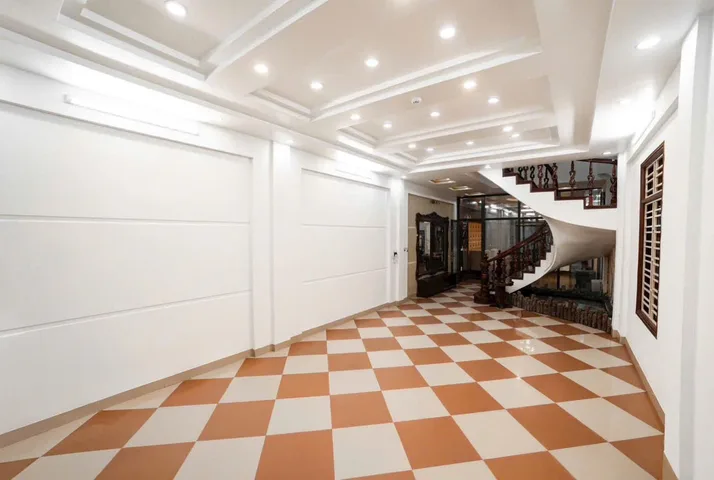 Cho thuê Nhà riêng 118m2 giá 60 triệu tại Đường Hoàng Cầu Phường Ô Chợ Dừa Quận Đống Đa Hà Nội