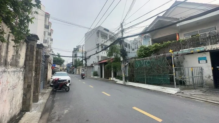 🏡 SIÊU PHẨM BIỆT THỰ SÂN VƯỜN VEN SÔNG SÀI GÒN - 586M2 – NGAY CẠNH GIGAMALL PHẠM VĂN ĐỒNG