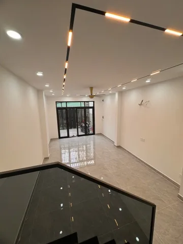 Giá đáy nhà HXH Bình Quới, P.27, Bình Thạnh, 4.5x18m, 4 tầng, chỉ 10.5 tỷ