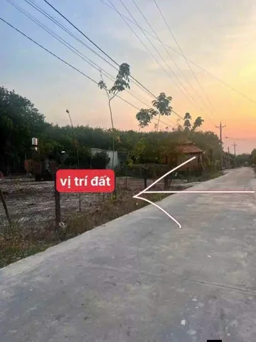 🎁 Diện Tích: 2200m2 có sẵn thổ cư❗️Đường 54 cách KCN chỉ 300m 💥 Ngang 6 nở Hậu 12