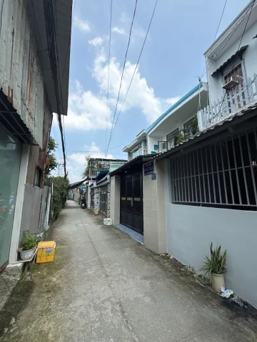 Bán Nhà riêng 75m2 có sẵn 75 m2 thổ cư giá 4.2 tỷ tại Đường Hậu Lân Xã Bà Điểm Huyện Hóc Môn TP. Hồ Chí Minh