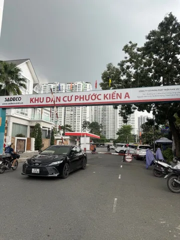 Chú nhờ bán dùm căn nhà, khu Sadeco, 4 tầng 5x18m, Mt 12m