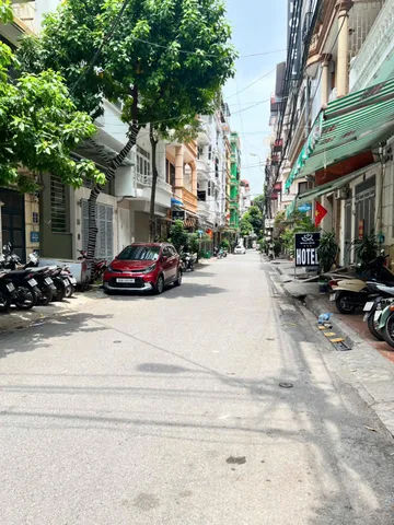 Bán Nhà riêng 83m2 có sẵn 83 m2 thổ cư giá 39.5 tỷ tại Phường Ngọc Khánh Quận Ba Đình Hà Nội