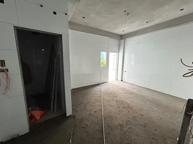 Cho thuê toà nhà 8t thang máy Mễ Trì Nam Từ Liêm - 110m2 - 24pkk
Diện tích 110m2
Tổng 24pkk cho thuê
Dự kiến 2 tháng nữa bàn giao
Nội thất: điều hoà, nóng lạnh
Giá 3.7tr/phòng
Nhà gần mặt ngõ, 1 phòng có ban công, 3 phòng giếng giời, cửa sổ