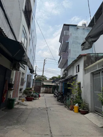 Bán Nhà 2 tầng, 40m2 thổ cư giá 3.7 tỷ tại Đường Chiến Lược Phường Bình Trị Đông Quận Bình Tân TP. Hồ Chí Minh