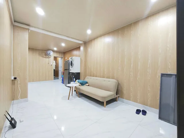 TẬP THỂ TẦNG 1 THÀNH CÔNG, BA ĐÌNH - MẶT NGÕ ÔTÔ ĐỖ TRÁNH - NHÀ ĐẸP – GẦN PHỐ - VỪA Ở VỪA KD, NAIL, SPA, VP