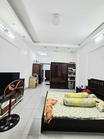 MẶT TIỀN ĐƯỜNG 12M KINH DOANH KHU TÊN LỬA 64M2 4 TẦNG 5PN 8.X TỶ