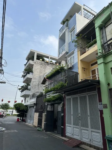 Bán Nhà riêng tại đường Cộng Hoà Phường 13 Quận Tân Bình TP. Hồ Chí Minh, ra đường C12 10m