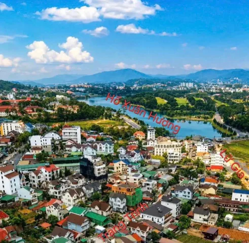Lô đất lớn gần hồ Xuân Hương. tặng căn nhà xưa cũ nhiều kỉ niệm
