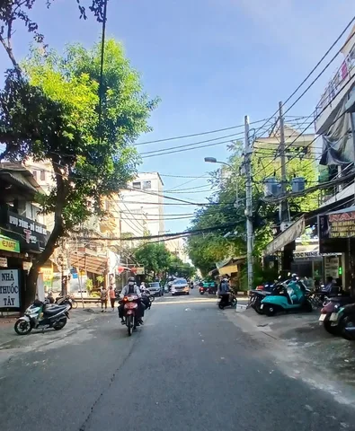 Bán Nhà riêng 70m2 có sẵn 65 m2 thổ cư giá 7.9 tỷ tại Đường Vườn Lài Phường Tân Sơn Nhì Quận Tân Phú TP. Hồ Chí Minh